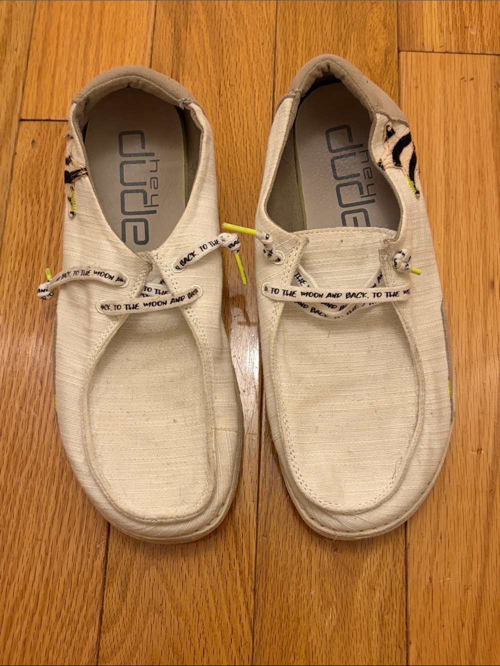 Hey Dude Slip-On size 9